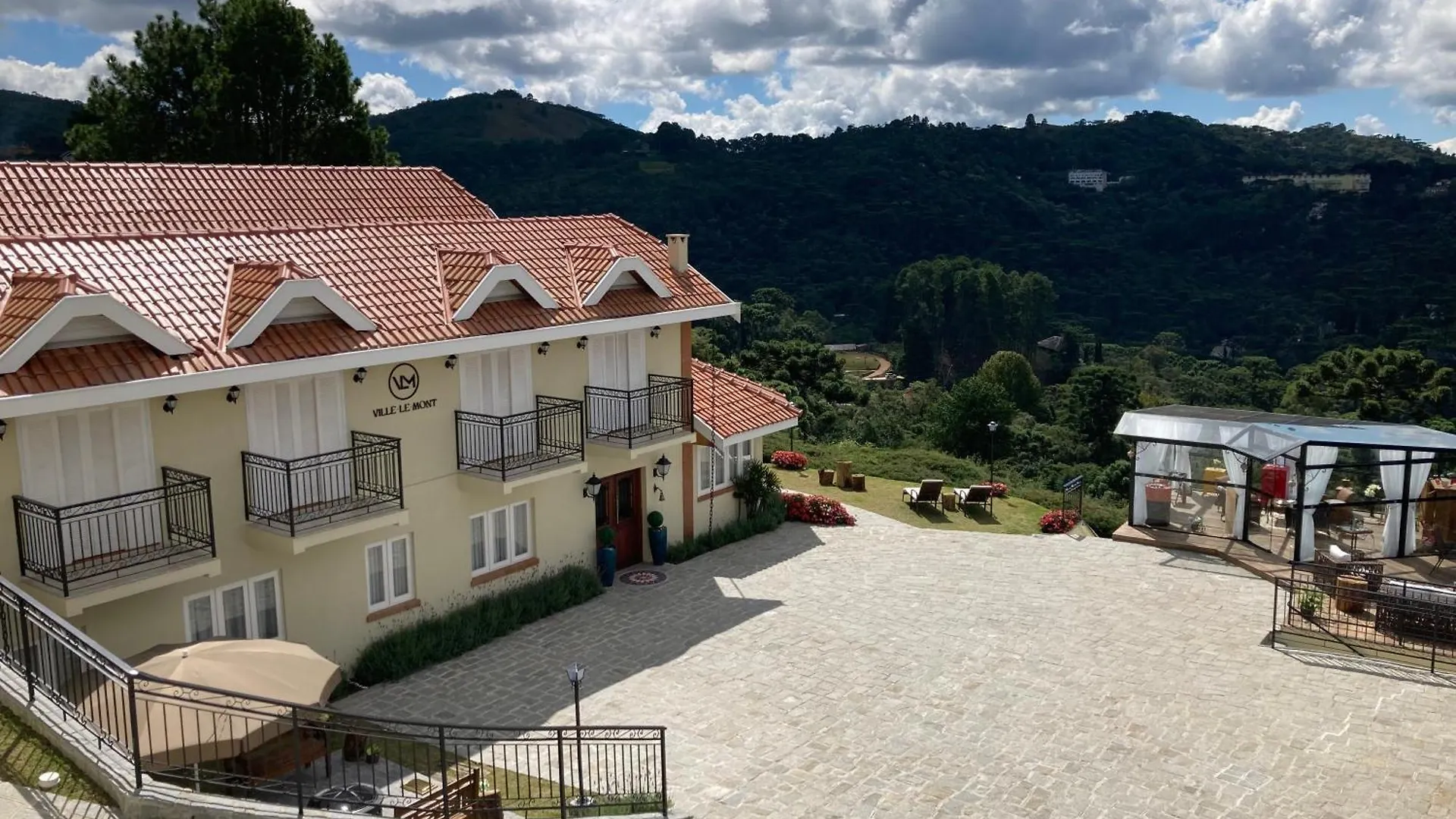 Zajazd Pousada Ville Le Mont - Campos do Jordão